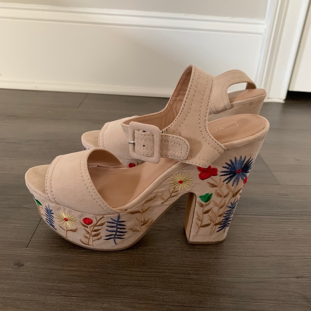 Floral Platform Heels